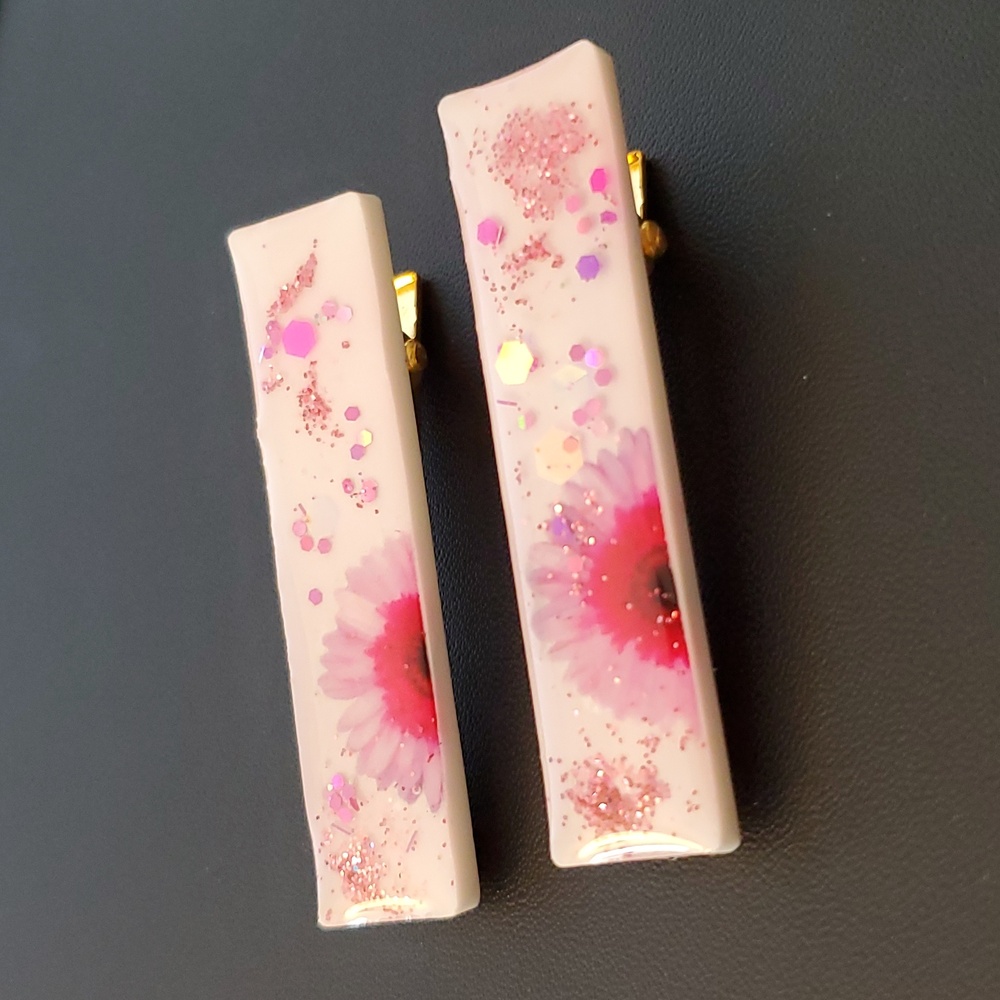 🎁5/$25🎁Hand-made HandCrafted Glitter Floral Vibes Resin Hairclip Barrettes New